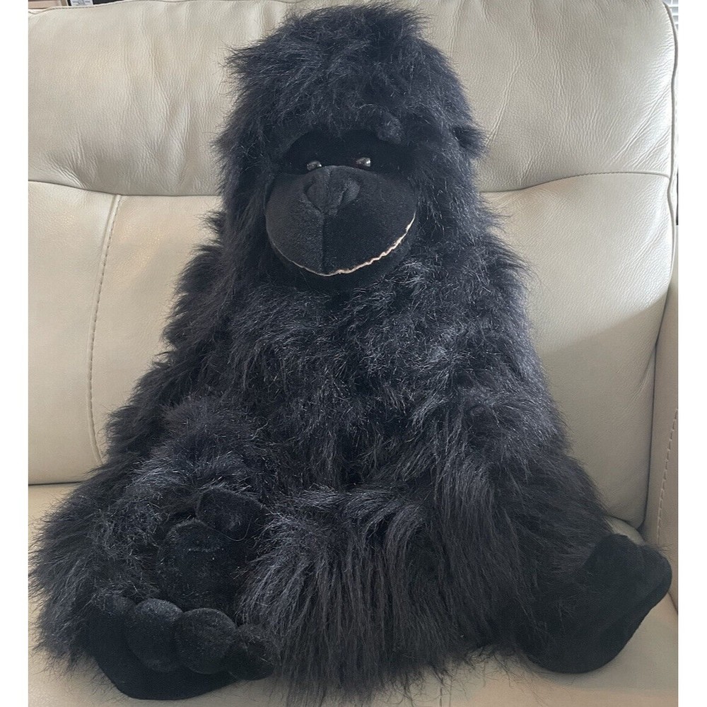 Realistic black gorilla plush animal Busch Gardens Aurora 18 inch EUC RETIRED